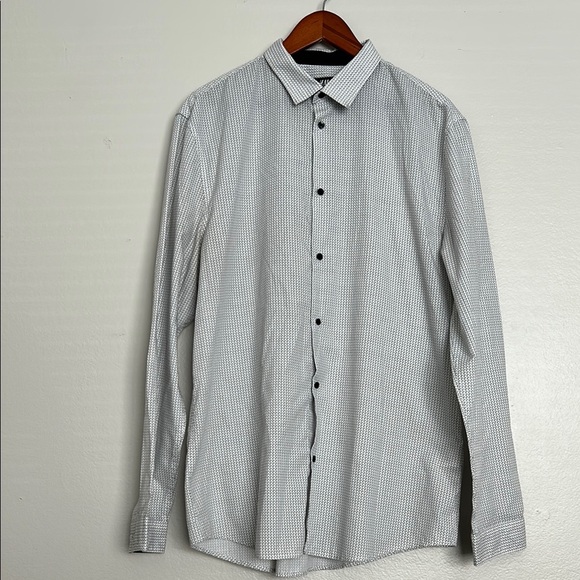 H&M Slim Fit Men’s Dress Shirt XL Gray Micro Dot Pattern | Modern & Stylish - Picture 2 of 8